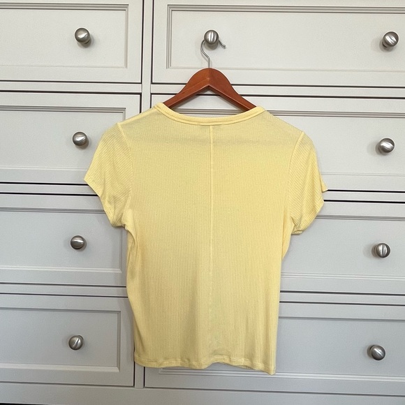 Wilfred Ribbed Yellow T-Shirt - Picture 2 of 2